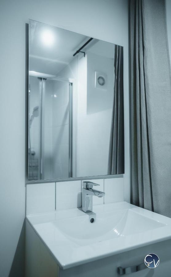 Appartement Neuf Et Moderne Dans Le Centre Ville Bagnols-sur-Cèze Eksteriør bilde
